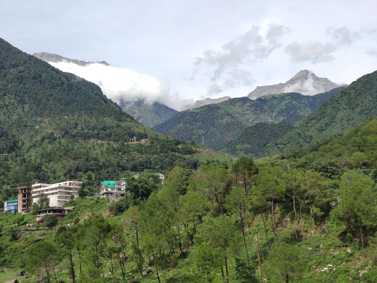 Manuni Inn - Riverside Resort Dharamshala Buitenkant foto